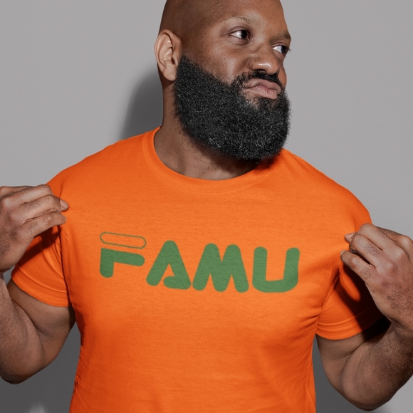 Tee's - Picture 2 of 3